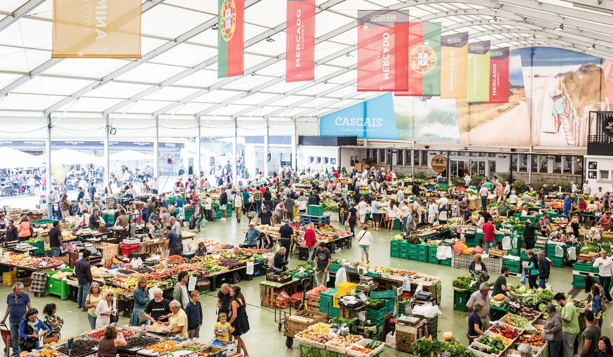 Cascais: A Morning at the Market
